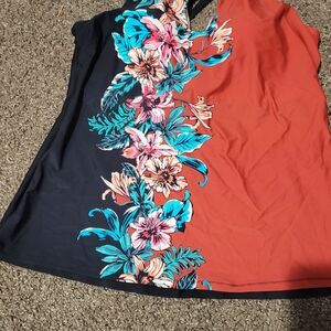 Floral Print Sleeveless Top